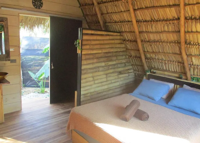 Cabinas De Lou Eco Lodge Tamarindo
