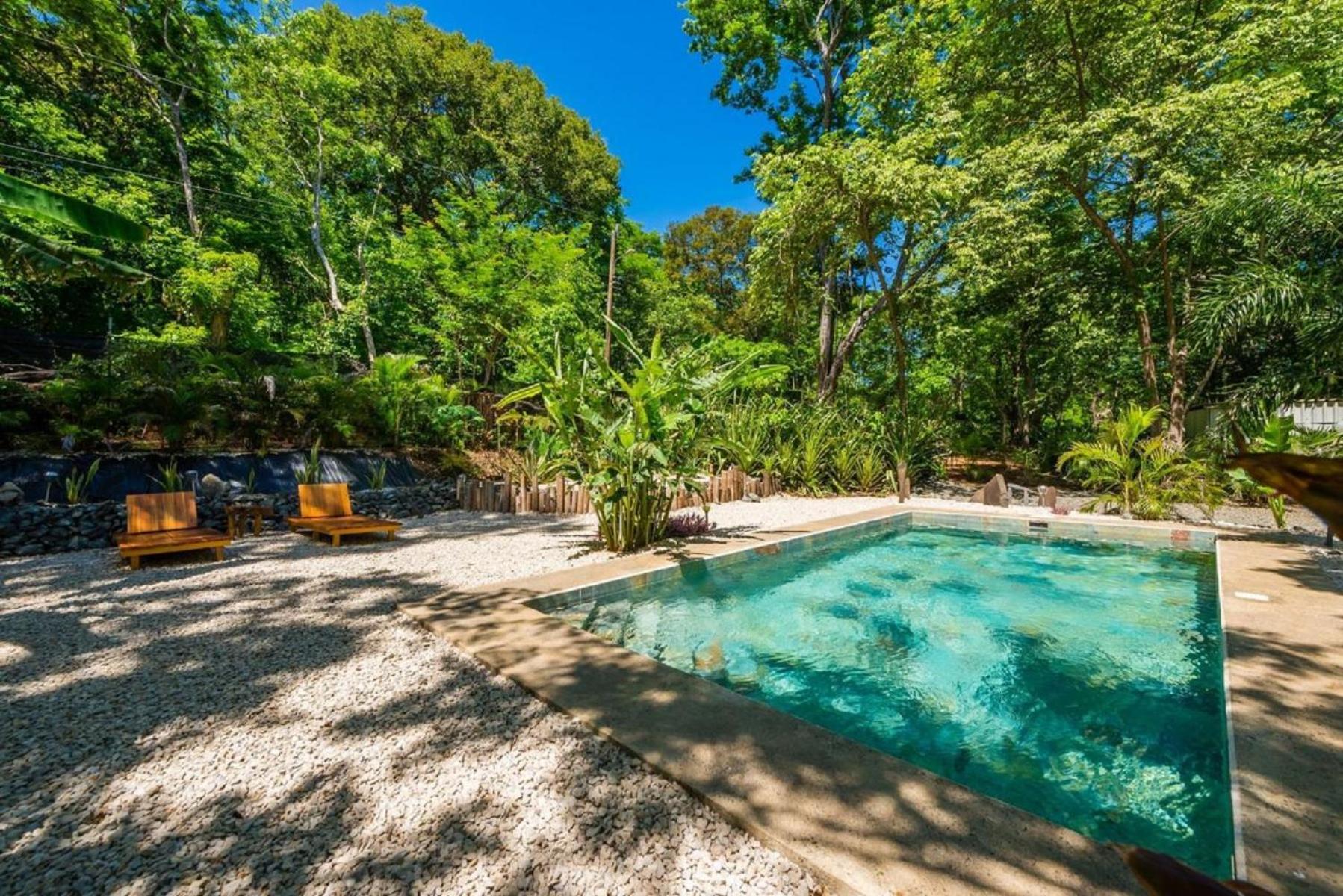 Cabinas De Lou Eco Tamarindo Santa Rosa (Tamarindo)