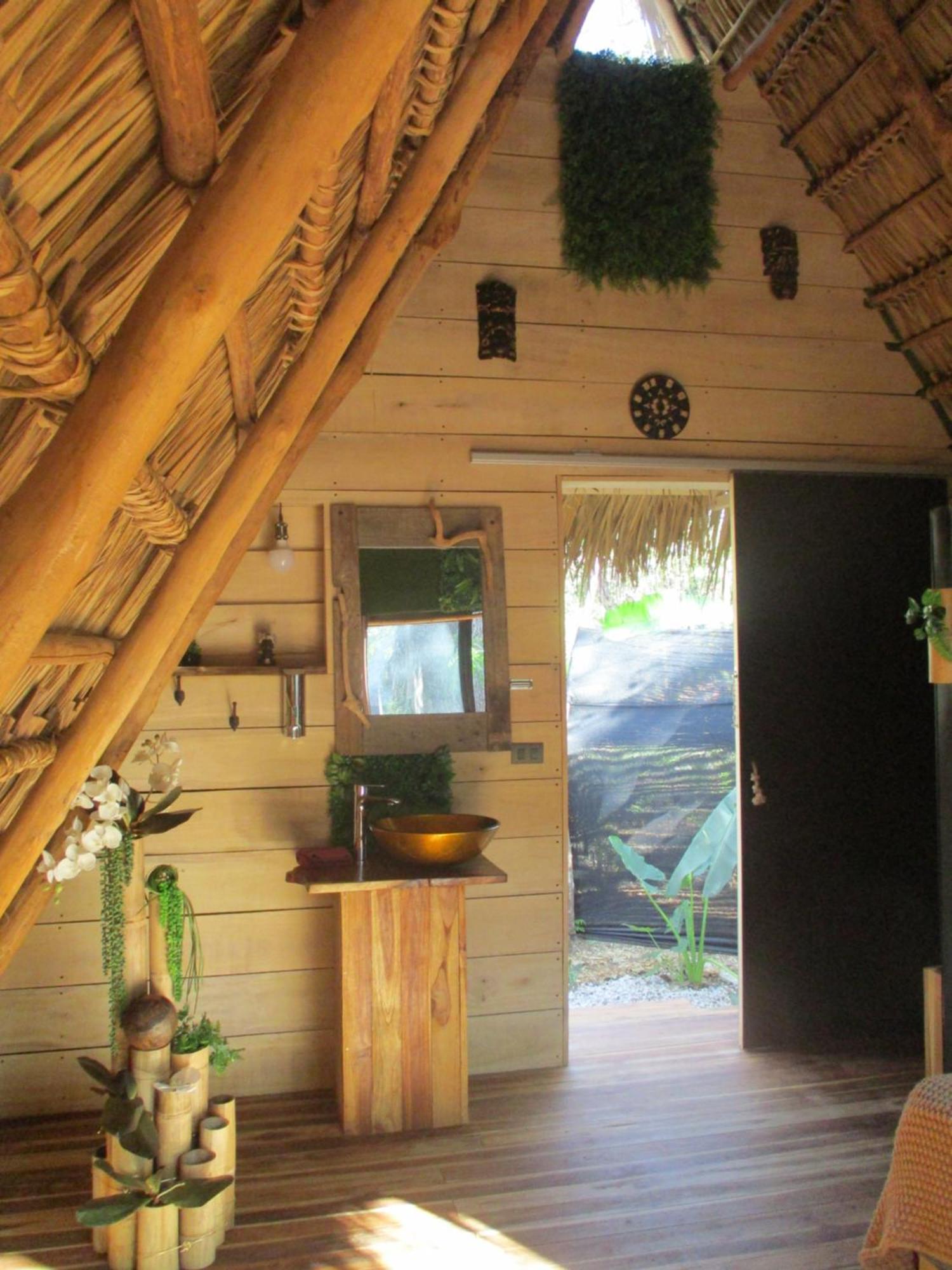 Cabinas De Lou Eco Tamarindo *