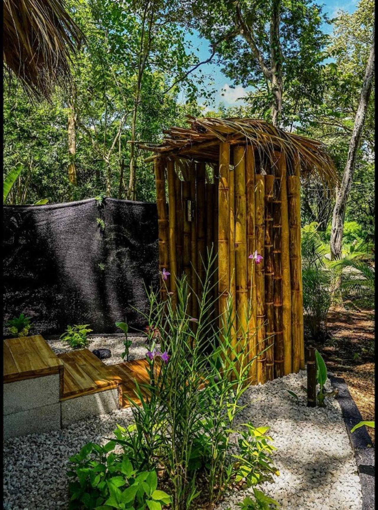 Cabinas De Lou Eco Tamarindo Luxury tent
