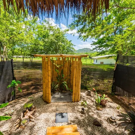 Cabinas De Lou Eco Lodge Tamarindo Santa Rosa  Exterior photo