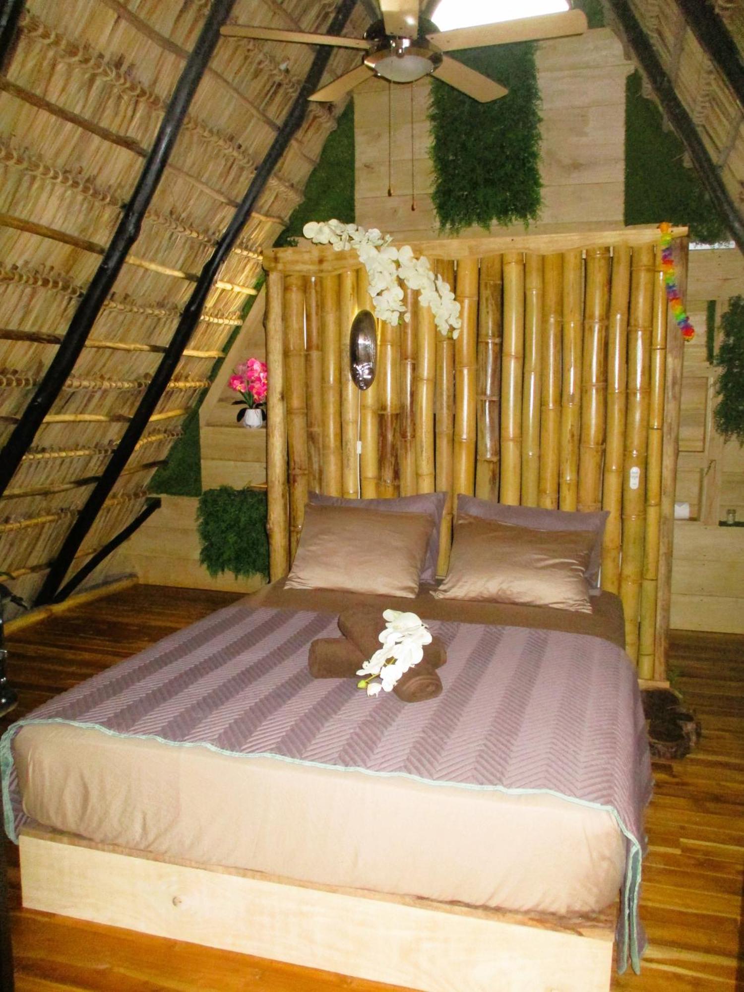Luxury tent Cabinas De Lou Eco Tamarindo *